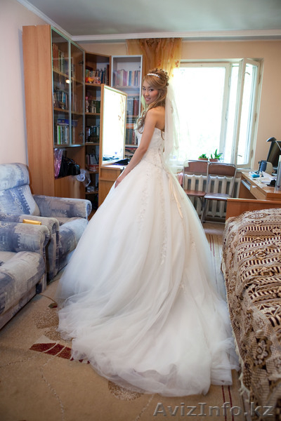 продаю очаровательное сваденое платье - Изображение #1, Объявление #287003