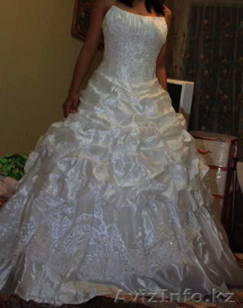 Белоснежное свадебное платье 20 000тг (б/у) - Изображение #1, Объявление #322928