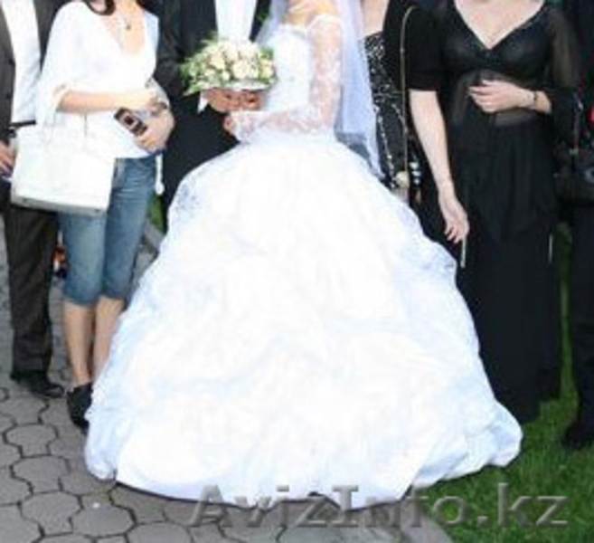 СВАДЕБНОЕ ПЛАТЬЕ ДО КОНЦА НЕДЕЛИ ВСЕГО ЗА 70 000 ТНГ - Изображение #3, Объявление #330576