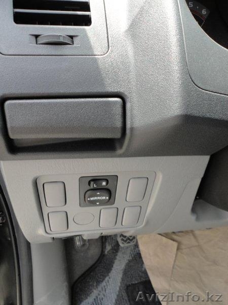 TOYOTA Hilux 2011 - 2.7 PETROL BASIC - Изображение #2, Объявление #352944