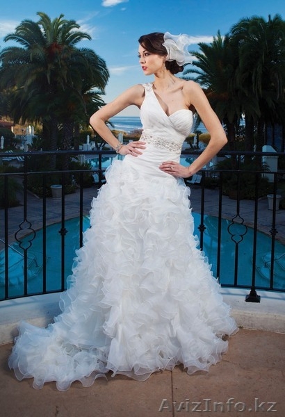 Современнное свадебное платье в идеальном состоянии - Изображение #4, Объявление #363359