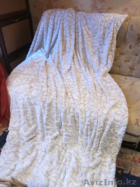 Пледы и покрывала из искуственного меха! Новинки 2011 - Изображение #3, Объявление #420008