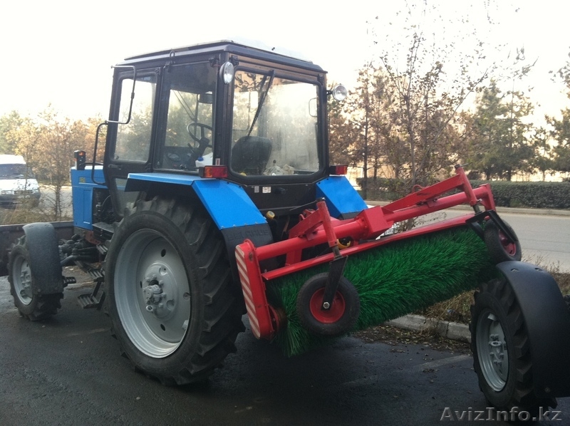 Трактор МТЗ Беларус-82.1 с щёткой и отвалом - Изображение #3, Объявление #451308