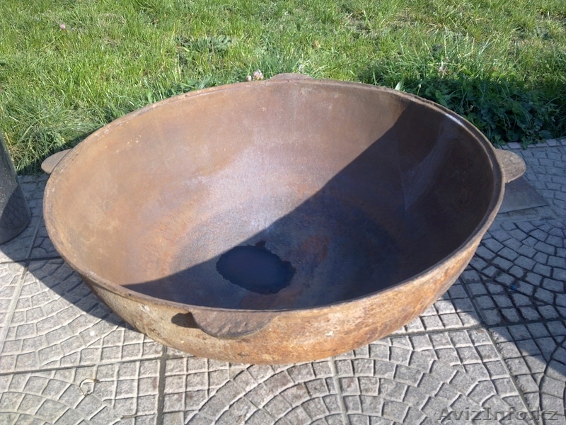 Продам большой узбекский чугунный казан с очагом из нержавеющей стали - Изображение #2, Объявление #520916