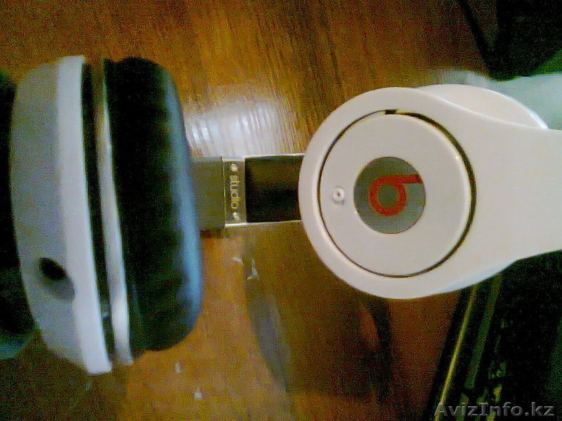 Monster Beats by Dr. Dre Studio (White) - Изображение #5, Объявление #542646
