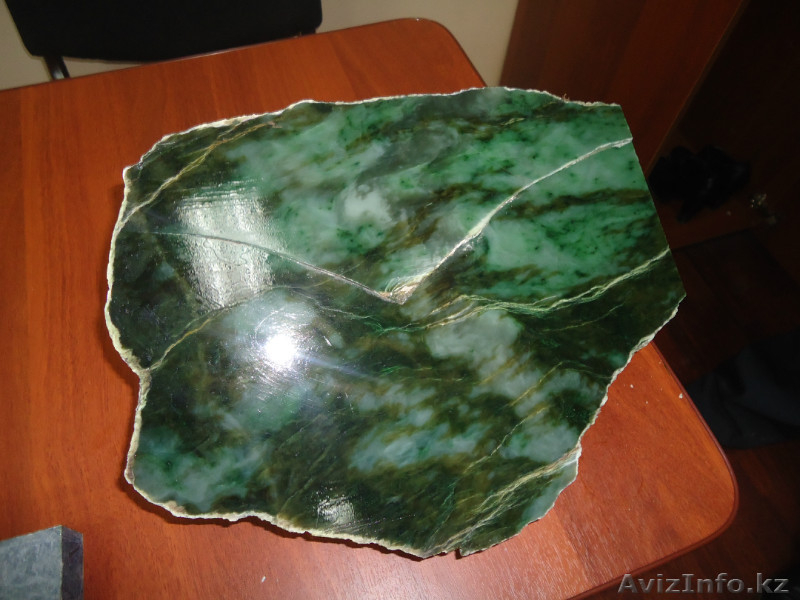 продам нефрит зеленый/скальник  - Изображение #1, Объявление #673548