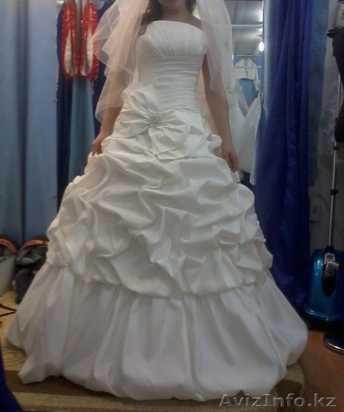 Продам свадебное платье Б/У в отличном состоянии - Изображение #1, Объявление #733253