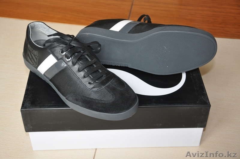 мужская обувь от итальянского бренда Moschino - Изображение #4, Объявление #742587