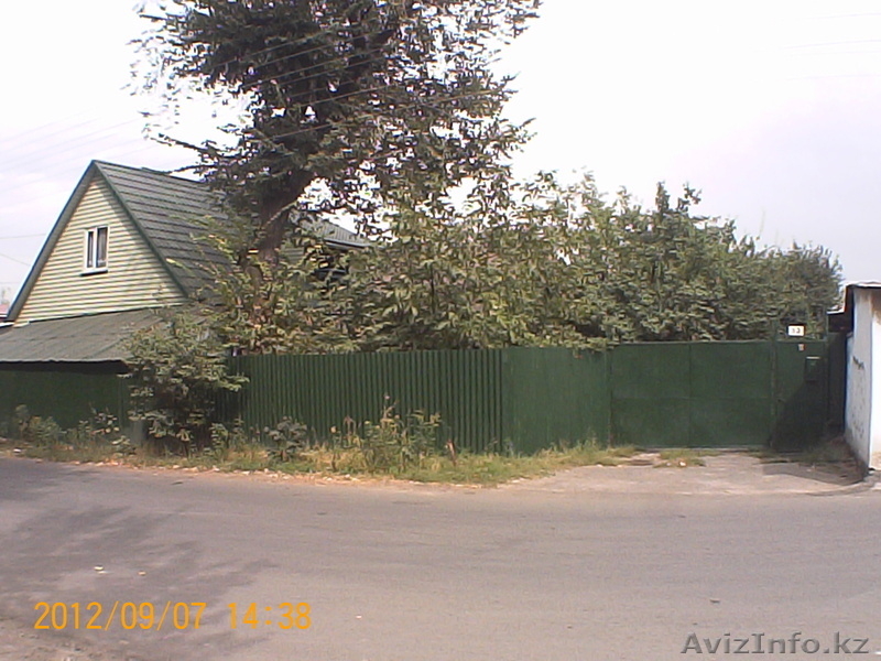 полдома в районе 11 микрорайона - Изображение #1, Объявление #767053