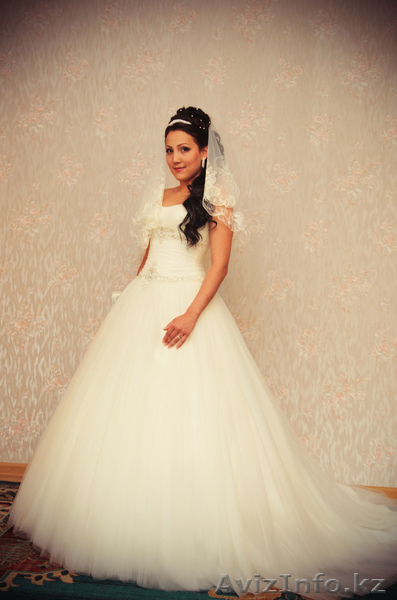 Шикарное нежное свадебное платье! - Изображение #2, Объявление #786762