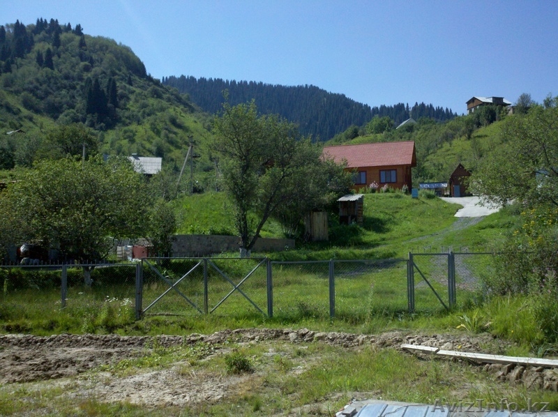 продам 3 коттеджа на одном участке в медеуском районе - Изображение #3, Объявление #807723