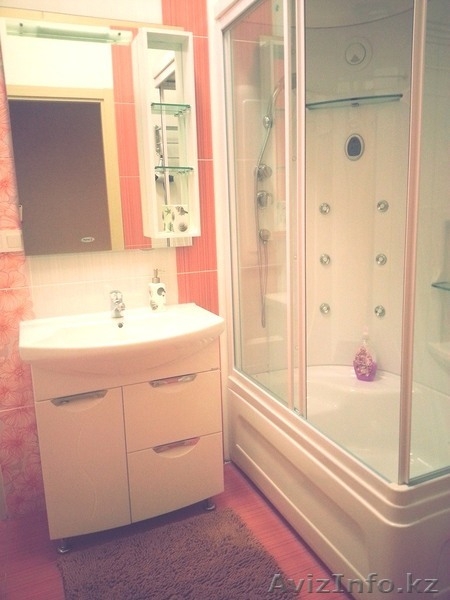 Сдам посуточно: 2 комнатная кв., Желтоксан, уг. ул. Толе би, 14000 тг/сут - Изображение #10, Объявление #811162