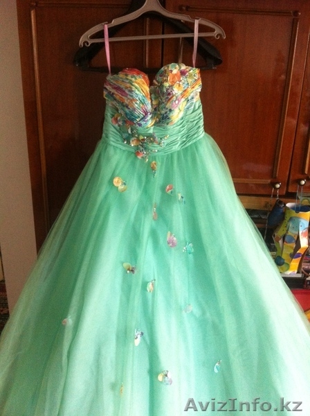 необычное,шикарное выпускное платье - Изображение #1, Объявление #828667