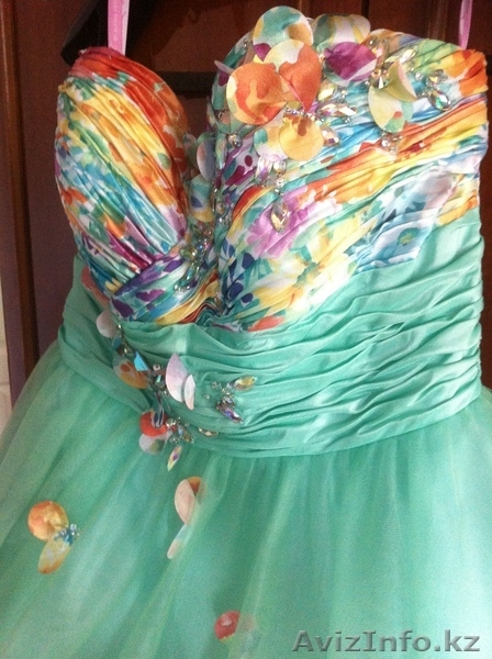 необычное,шикарное выпускное платье - Изображение #2, Объявление #828667