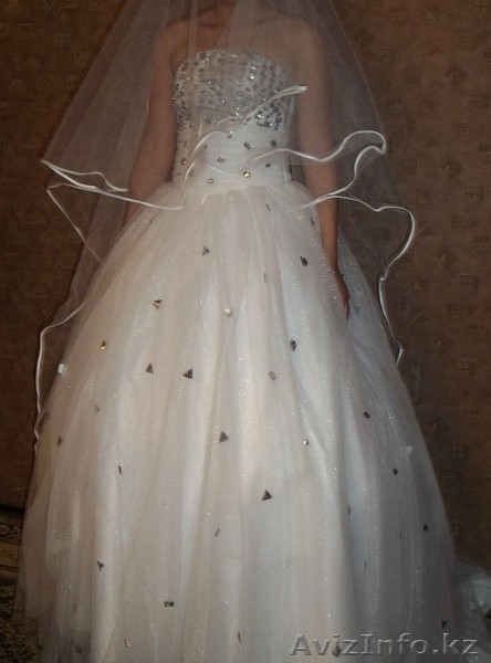  Продам новое свадебное платье - Изображение #2, Объявление #837037
