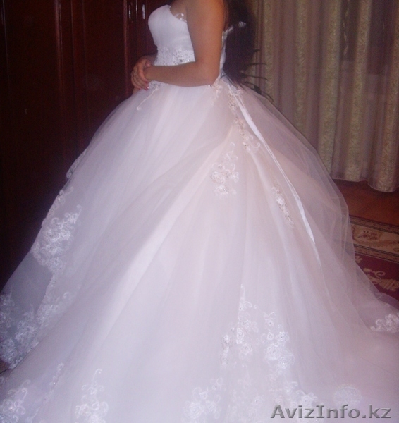 сдам напрокат свадебное платье со шлейфом - Изображение #5, Объявление #890025