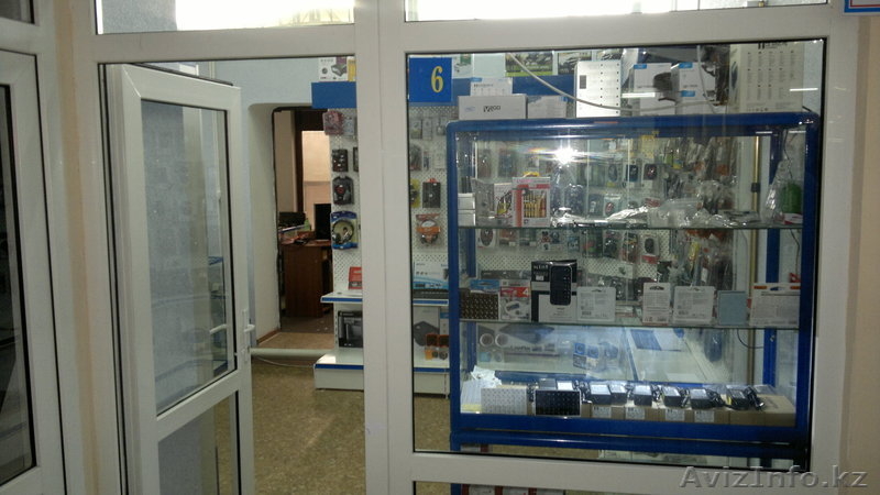 Продаётся бутик в ЦСТ "Студент" - Изображение #3, Объявление #910468