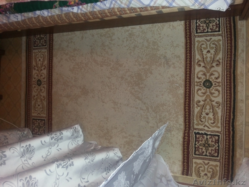 двухспальная кровать две тумбы и 3 дорожки б/у - Изображение #3, Объявление #913587