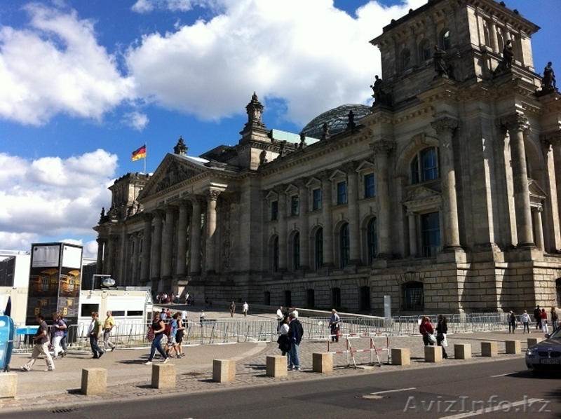 Автомобильно пешеходная экскурсия по Берлину с Лидией Майер. - Изображение #4, Объявление #940164