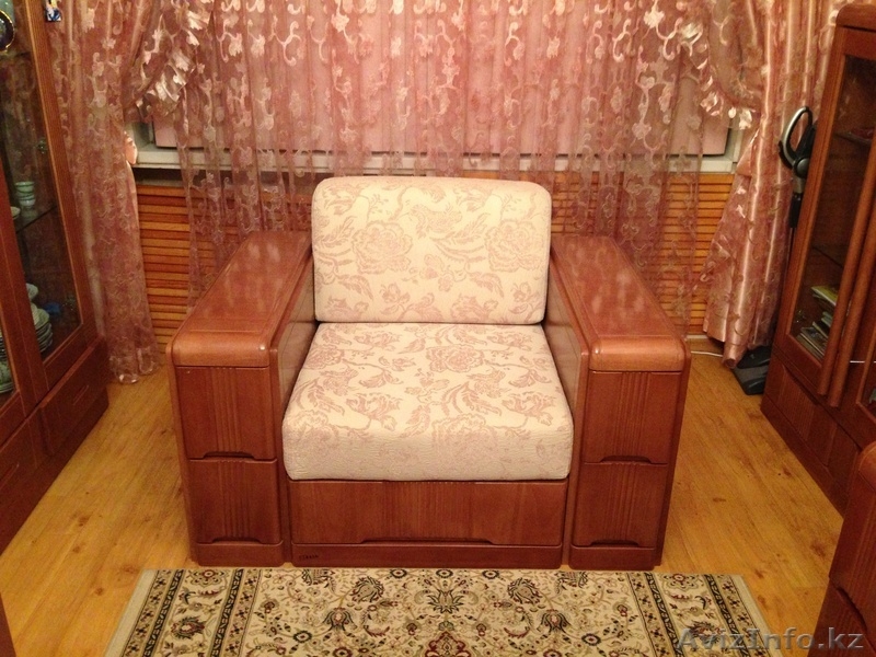 Срочно!!! Продам б/у гарнитур + мягк. мебель для гостиной!! - Изображение #4, Объявление #959271