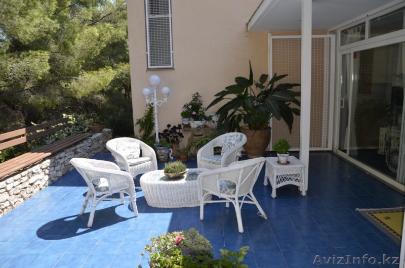 ШАЛЕ В lAMETLLA DE MAR,TARRAGONA, КАТАЛОНИЯ , ИСПАНИЯ. - Изображение #4, Объявление #972786