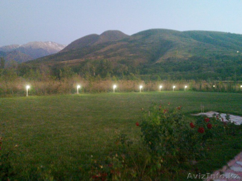 Продам красивый особняк - Изображение #2, Объявление #988183