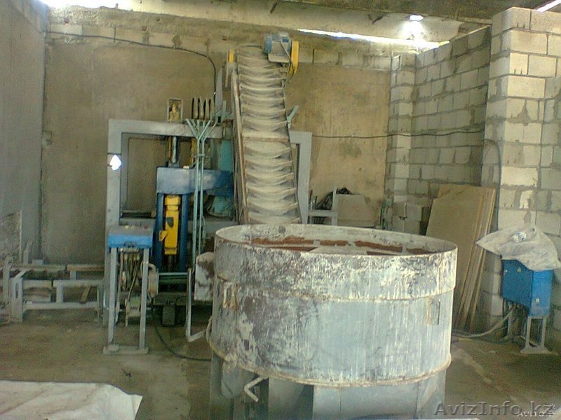 "Рифей универсал" станок для производства сплиттерных блоков - Изображение #1, Объявление #1014023