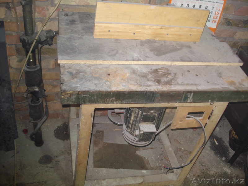 Продам деревообрабатывающий станок с рейсмусом   Фрезерный станок - Изображение #1, Объявление #1015258