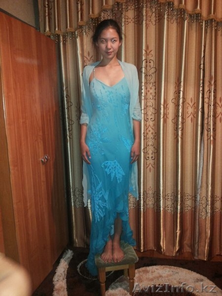 2 Платья                   - Изображение #2, Объявление #1100565