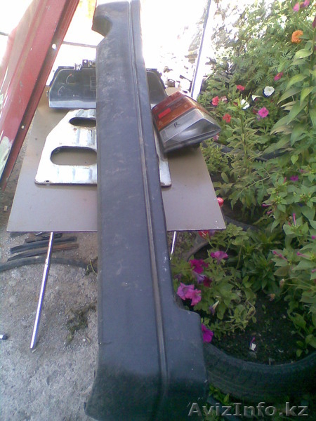 Subaru Leone задний фонарь правый, щиток приборов, защита картера, крыло - Изображение #4, Объявление #1115290