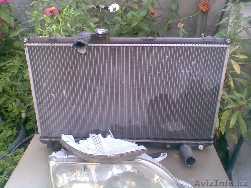 Toyota Cresta фара правая, повторитель поворота, радеатор подходит к Марк 2  - Изображение #2, Объявление #1115289