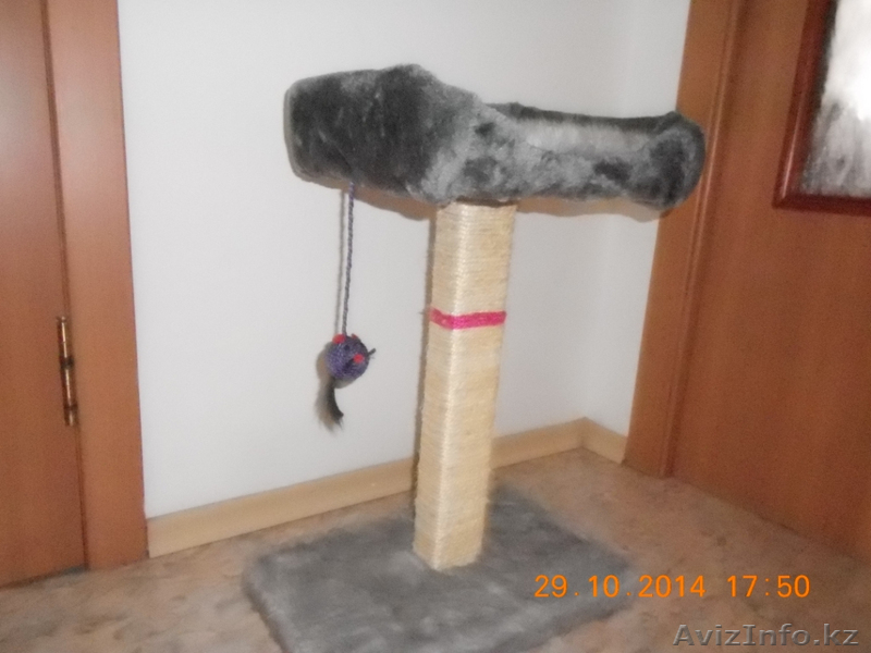 Когтеточка-лежанка  со спальным местом ,новая с игрушкой,меховая - Изображение #6, Объявление #1168370