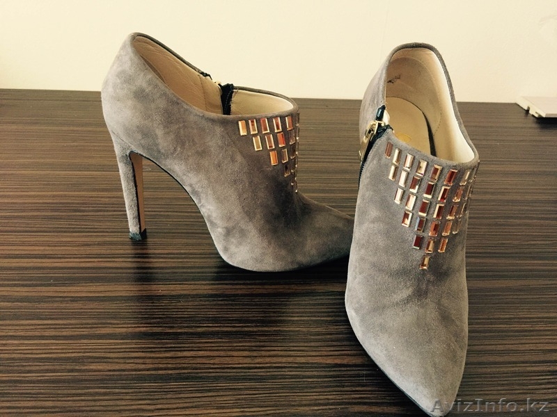 Продам шикарные ботильоны Aldo из меха пони и замшевые ботильоны - Изображение #6, Объявление #1316460