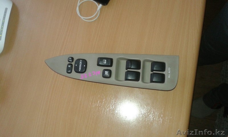 блок управления стеклоподъемниками TOYOTA RAUM NCZ 20 F R и NCZ 25 F R - Изображение #2, Объявление #1317695