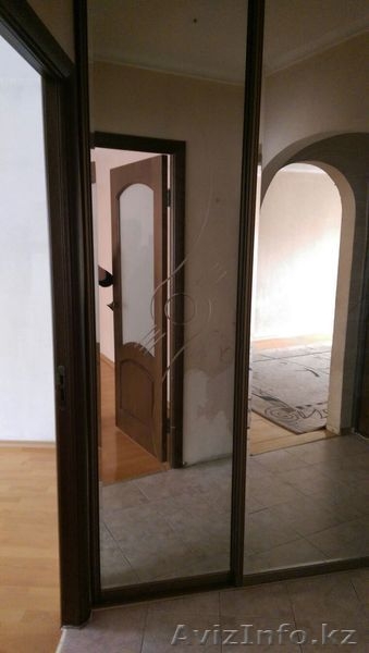 Продам 3-х комнатную  квартиру в центре города - Изображение #3, Объявление #1314293