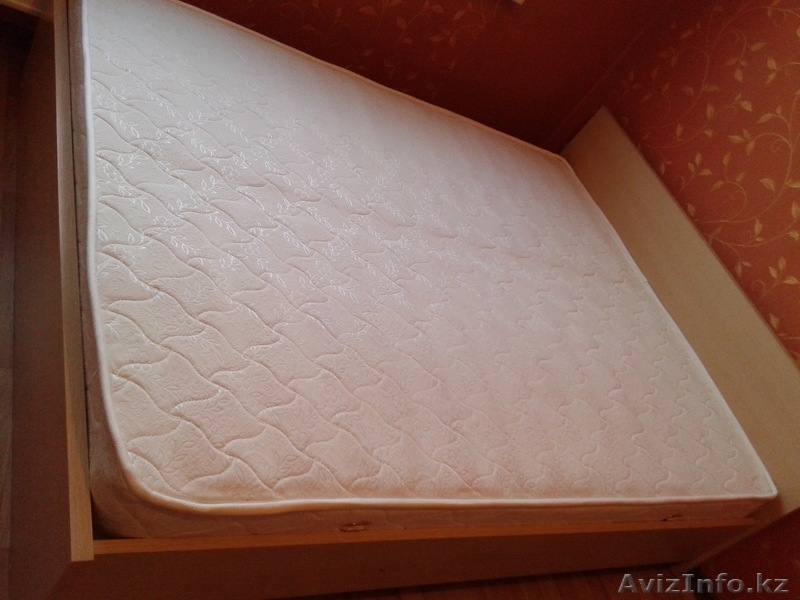 Спальний гарнитур+ матрас Б/у - Изображение #3, Объявление #1351149
