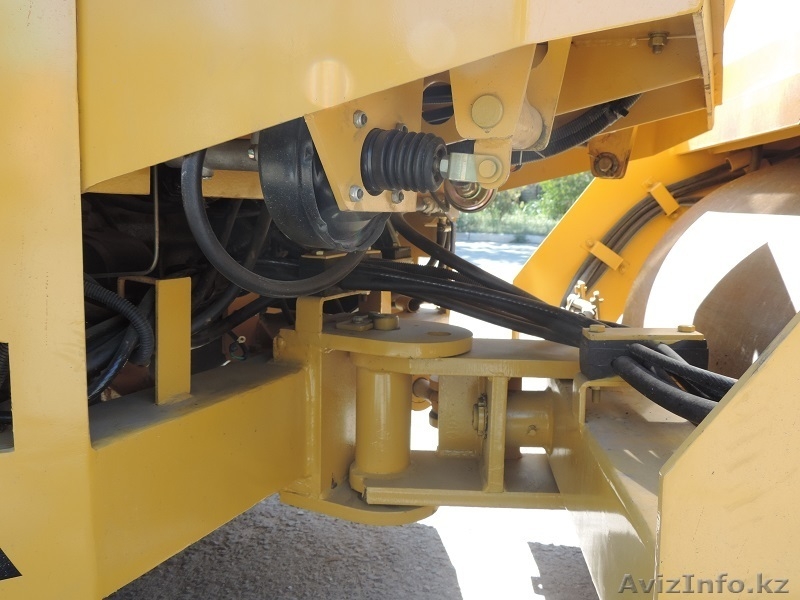 Каток вибрационный 2-х вальцовый  LTC3B,  Lutong, 3т, Китай, новый, в наличии - Изображение #4, Объявление #1300372