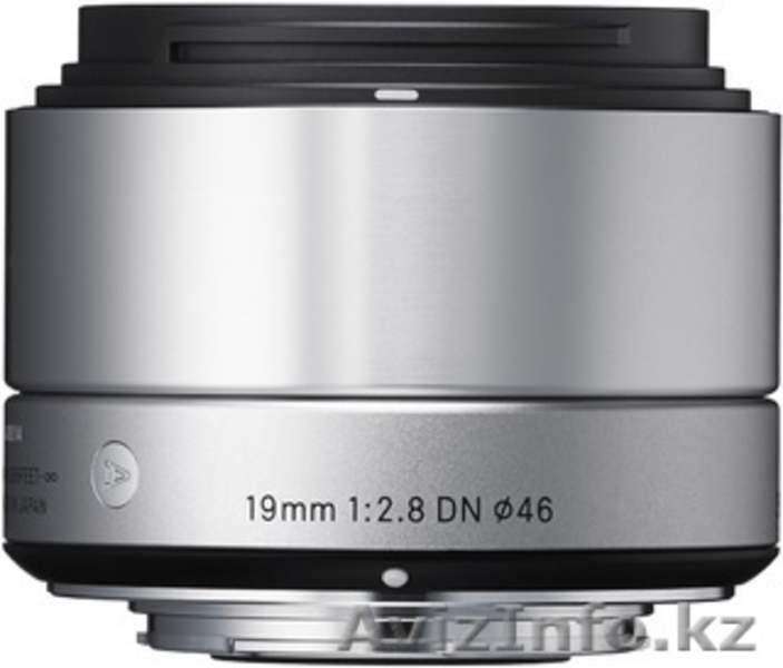 Продам Blackmagic Pocket Cinema Camera С тремя объективами: Nokton 25mm, HyperPr - Изображение #4, Объявление #1375366