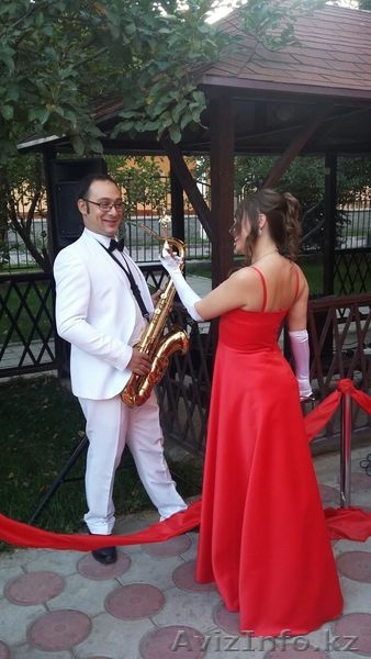 Саксофонист Алматы на 8 марта,свадьбы,юбилей,встречу гостей - Изображение #9, Объявление #849224