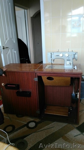 Швейная машина в отличном состоянии - Изображение #1, Объявление #1385822
