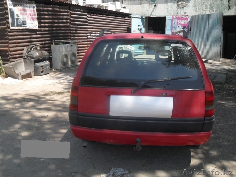 Срочно продам машину Опель астра универсал алматы - Изображение #2, Объявление #1398621