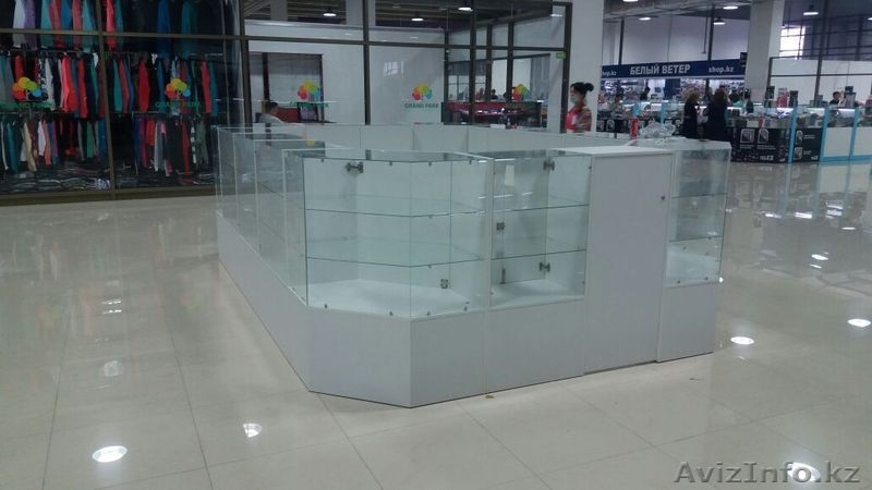 Сдам витрины под торговлю в торговом центре 12 витрин - Изображение #4, Объявление #1416278