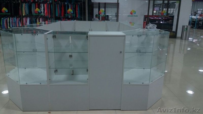 Сдам витрины под торговлю в торговом центре 12 витрин - Изображение #7, Объявление #1416278