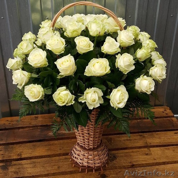 Оформляем VIP букеты из 51 и 101 розы - Изображение #3, Объявление #1467102