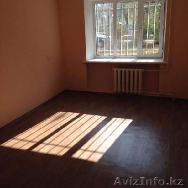 Аренда комнаты в общежитии в центре города за 40 000тенге - Изображение #3, Объявление #1543453