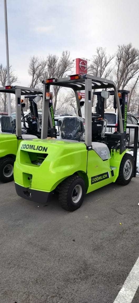 Продам новый дизельный вилочный погрузчик Zoomlion FD 20 - Изображение #3, Объявление #1699374