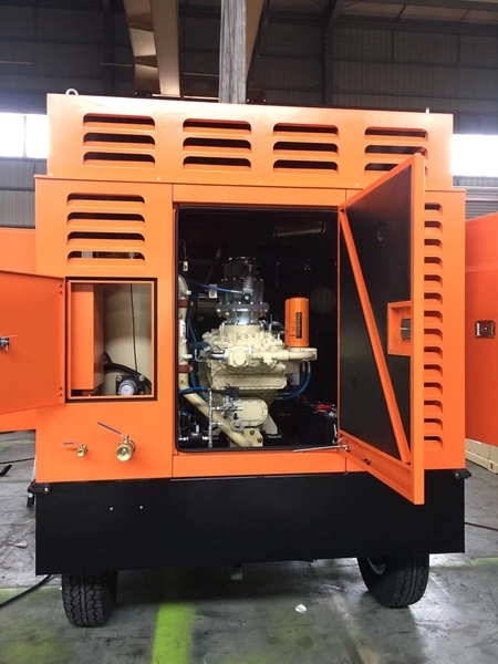 дизельный винтовой компрессор на шасси - Изображение #3, Объявление #1714065