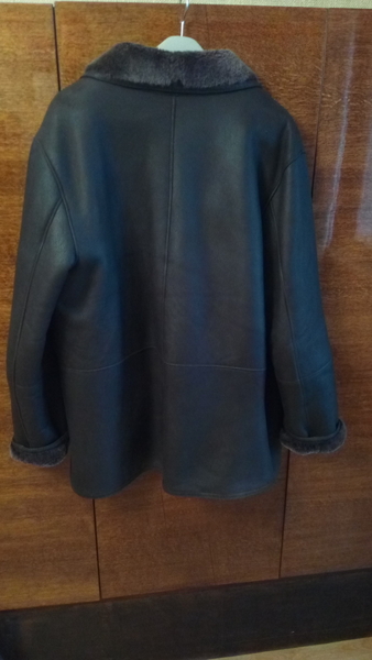 Продам хорошую дублёнку из натуральной кожи , лёгкая , цвет тёмно-коричневый - Изображение #3, Объявление #1735419