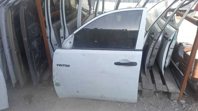 Mitsubishi  L200  двери боковые - Изображение #2, Объявление #1737339