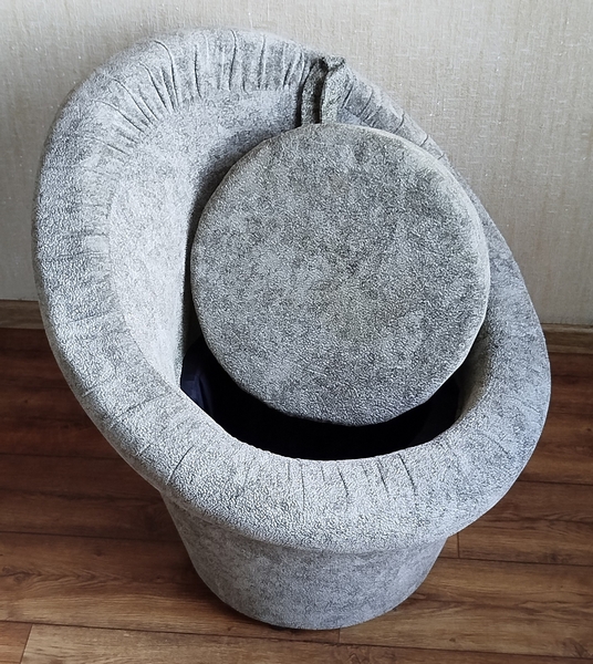 Пуфик со спинкой б/у. (2 шт.) - Изображение #3, Объявление #1749106